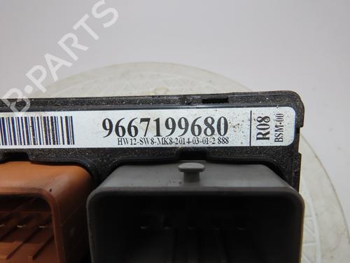 Used Fuse box CITROËN C3 II (SC_) 1.2 VTi 82 (82 hp) 24821647