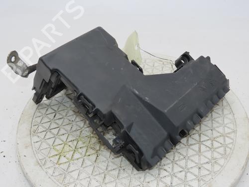 Zekeringkast PEUGEOT 508 SW I (8E_) 1.6 BlueHDi 120 (120 hp) 26195663