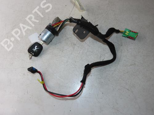 Used Ignition barrel PEUGEOT 307 (3A/C) 2.0 HDi 90 (90 hp) 32254249