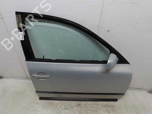 right-front-door-vw-passat-b5-variant-3b5-1997-1998-1999-2000-2001-37043694 main image