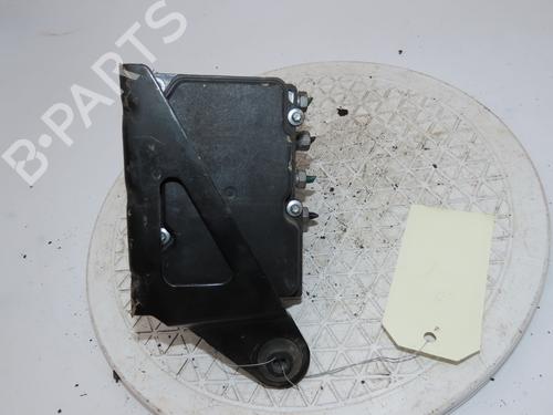 Used ABS pump RENAULT SCÉNIC II (JM0/1_) 1.5 dCi (JM1F) (86 hp) 23144979