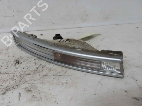 Used Right front indicator Right front indicator 37044580 37044580
