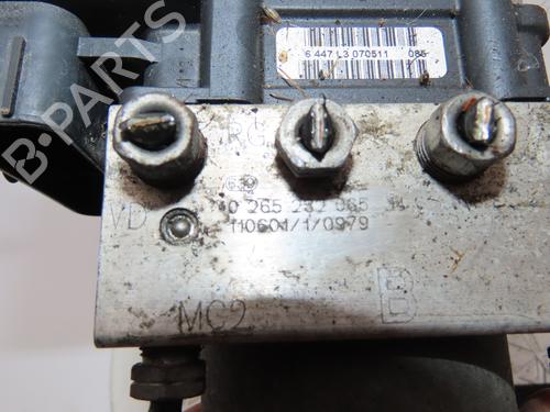 abs-pump-citroen-jumpy-ii-van-20-hdi-120-4541en-2007-2008-2009-2010-2011-2012-2013-2014-2015-2016-21691283 main image