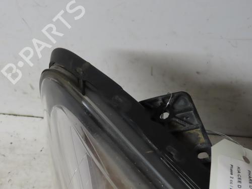 Used Right headlight KIA CEE'D Hatchback (ED) 1.6 CRDi 90 (90 hp) 16449251