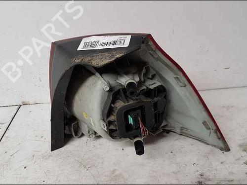 Rear bumper left light VW GOLF V (1K1) 2.0 TDI 16V | BP37042977C81 - Image 2