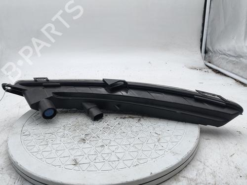 right-daytime-light-ford-kuga-ii-dm2-2012-39039533 main image
