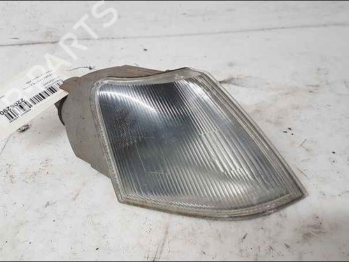 Used Right front indicator Right front indicator 37042272 37042272