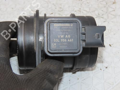 Used Mass air flow sensor VW TOURAN (1T3) 1.6 TDI (105 hp) 21113064