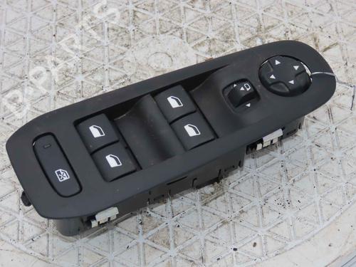 Used Left front window switch Left front window switch 37047725 37047725