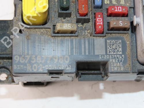 Used Fuse box Fuse box PEUGEOT 5008 (0U_, 0E_) 1.6 HDi (112 hp) 33188574 33188574