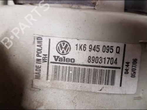Rear bumper left light VW GOLF V (1K1) 1.9 TDI | BP37042633C81 - Image 3