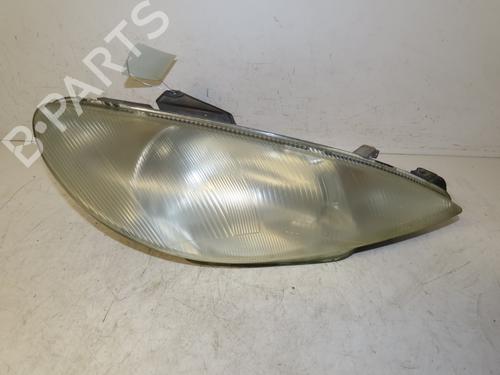Used Right headlight PEUGEOT 206 Hatchback (2A/C) 2.0 HDI 90 (90 hp) 26196782