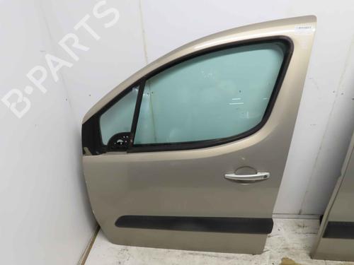 Used Left front door Left front door 37047479 37047479