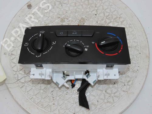 Used Climate control Climate control 37051528 37051528