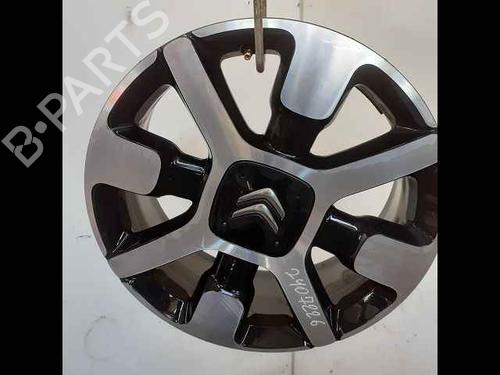 flk-citroen-c4-cactus-2014-37049438 main image