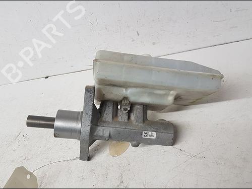 Used Brake master cylinder RENAULT MASTER III Van (FV) 2.3 dCi 100 FWD (FV0A, FV0B, FV0G, FV0K, FV0H) (101 hp) 14952826