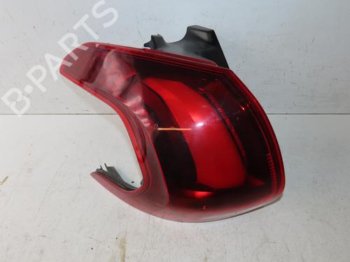 Used Left taillight Left taillight PEUGEOT 2008 I (CU_) 1.2 THP 130 / PureTech 130 (130 hp) 33135572 33135572