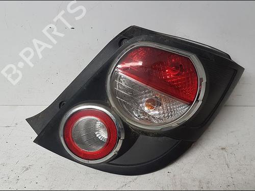 Used Right taillight CHEVROLET AVEO Hatchback (T300) 1.3 D (95 hp) 13214217