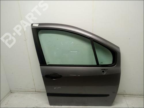 Used Right front door Right front door RENAULT MODUS / GRAND MODUS (F/JP0_) 1.5 dCi 75 (75 hp) 11177777 11177777