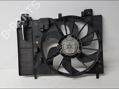 Used Radiator fan PEUGEOT 508 I (8D_) 2.0 HDi (140 hp) 13093468
