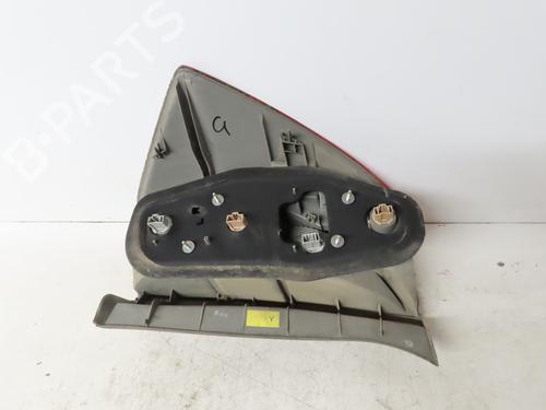 Venstre baglygte HONDA FR-V (BE) 2.2 i CTDi (BE5) (140 hp) 17135867