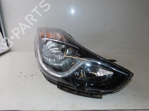 Used Right headlight HYUNDAI ix20 (JC) 1.4 CRDi (90 hp) 29153864