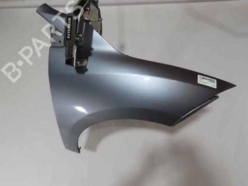 Used Right front fenders Right front fenders 37060909 37060909