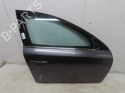 Used Right front door Right front door 37046320 37046320