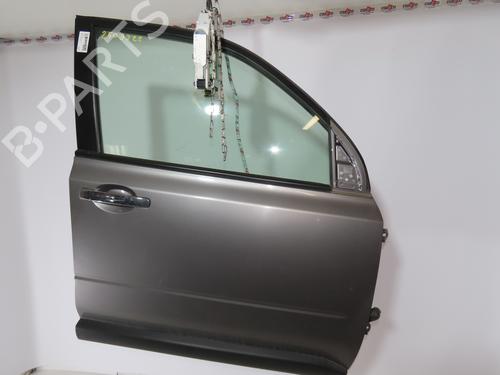 Used Right front door NISSAN X-TRAIL II (T31) 2.0 dCi 4x4 (150 hp) 29986628