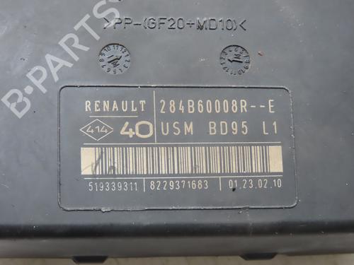 Sikringsdåse RENAULT MEGANE III Hatchback (BZ0/1_, B3_) 1.5 dCi (BZ09, BZ0D, BZ1W, BZ29, BZ14) (110 hp) 29170645