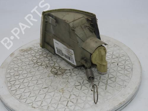 Used Right front indicator RENAULT 21 (B48_) 2.1 Turbo-D (B486, B488, B48V) (88 hp) 26196736