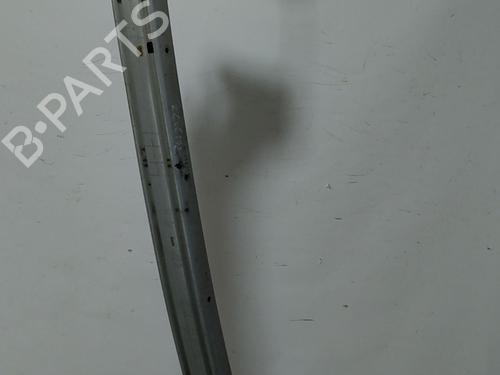 Used Front bumper reinforcement Front bumper reinforcement 39060990 39060990