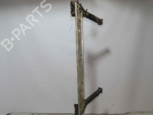 Used Front bumper reinforcement Front bumper reinforcement 37057958 37057958