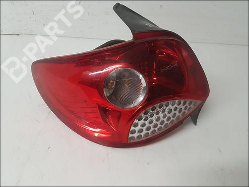 Used Left taillight Left taillight PEUGEOT 206+ (2L_, 2M_) 1.4 i (2LKFWA, 2MKFWA) (75 hp) 10953872 10953872