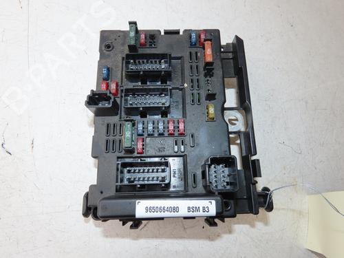 Used Fuse box Fuse box PEUGEOT 307 (3A/C) 1.6 16V (109 hp) 33132919 33132919