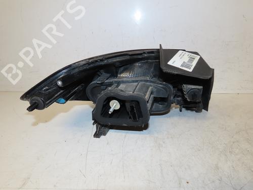 Used Right taillight OPEL CORSA F (P2JO) 1.2 (68) (101 hp) 26196916