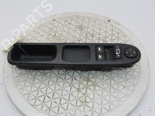 Used Left front window switch PEUGEOT 307 (3A/C) 1.6 16V (109 hp) 26227280
