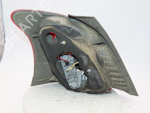 Used Right taillight TOYOTA YARIS (_P9_) 1.4 D-4D (NLP90_, NLP90R) (90 hp) 26196932
