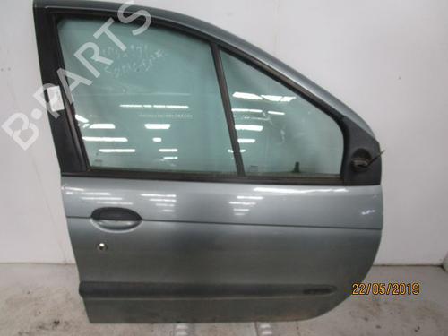 Used Right front door RENAULT MEGANE Scenic (JA0/1_) 1.9 dTi (JA0N) (98 hp) 32005347