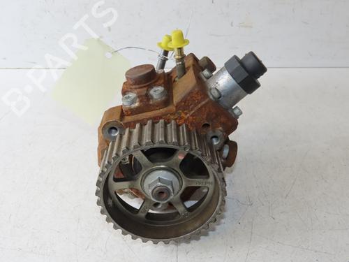 Used Injection pump Injection pump RENAULT SCÉNIC III (JZ0/1_) 1.9 dCi (JZ0J, JZ1J, JZ1K, JZ1S) (131 hp) 33132857 33132857