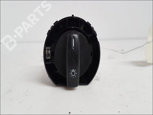 Used Headlight switch VW GOLF VI (5K1) 1.6 TDI (105 hp) 10945697