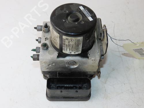 Used ABS pump ABS pump RENAULT LAGUNA III (BT0/1) 2.0 dCi (BT07, BT0J, BT14, BT1A, BT1S) (131 hp) 33133830 33133830