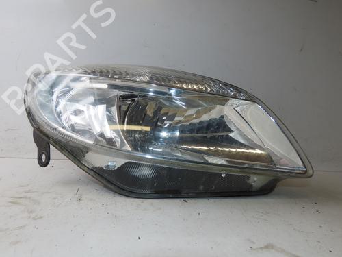 Used Right headlight SKODA FABIA II (542) 1.6 (105 hp) 33135126
