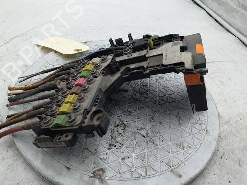 fuse-box-citroen-c4-ii-nc_-2009-39699647 main image