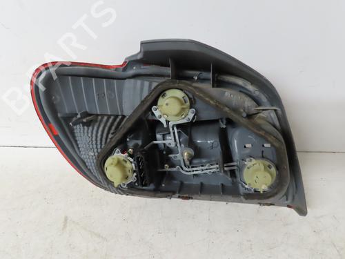 Used Right taillight TOYOTA YARIS (_P1_) 1.0 (SCP10_, SCP10R) (65 hp) 18646271