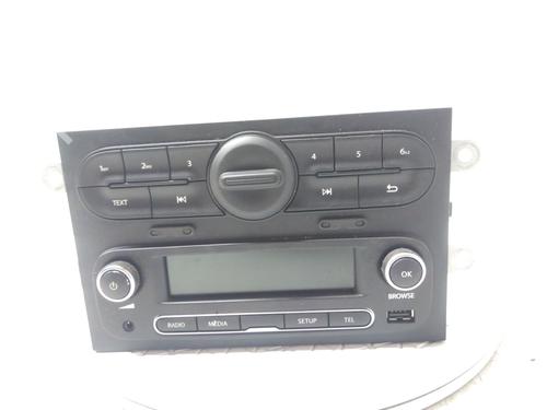 Used Radio Radio RENAULT TWINGO III (BCM_, BCA_) 1.0 SCe 65 (BCMJ) (65 hp) 40026605 40026605