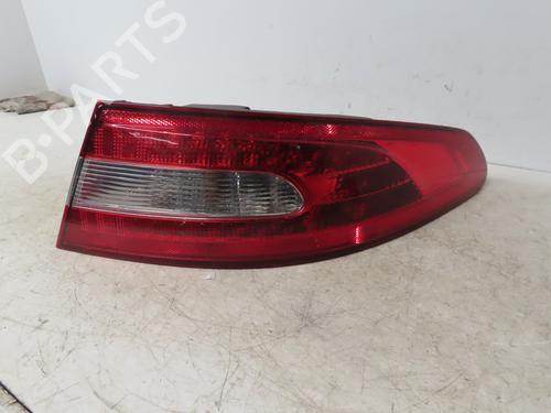 Used Right taillight JAGUAR XF I (X250) 2.7 D (207 hp) 18104176
