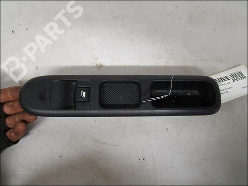 Used Switch Switch PEUGEOT 5008 (0U_, 0E_) 1.6 HDi (112 hp) 10946909 10946909