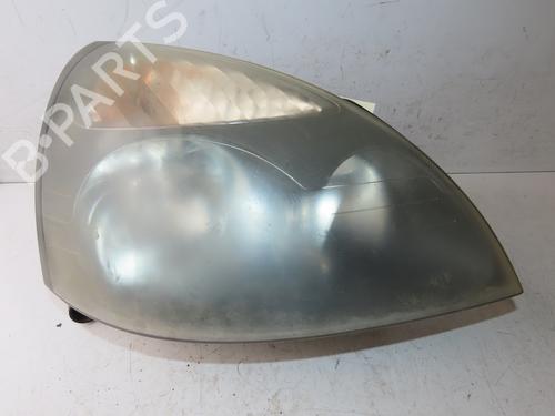 Used Right headlight Right headlight RENAULT CLIO II (BB_, CB_) 1.2 (BB0A, BB0F, BB10, BB1K, BB28, BB2D, BB2H, CB0A,... (58 hp) 33135082 33135082