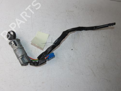 Used Ignition barrel Ignition barrel PEUGEOT 206+ (2L_, 2M_) 1.1 (60 hp) 33133456 33133456